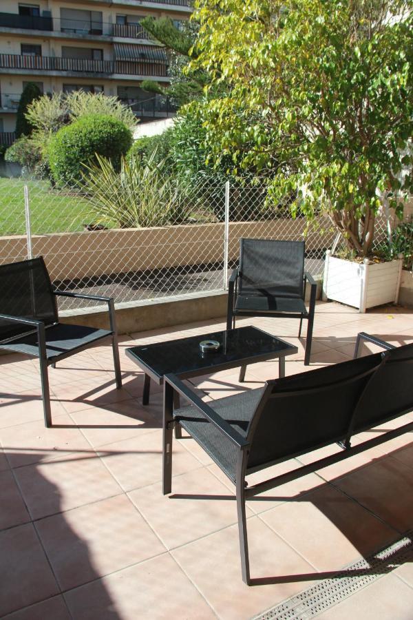 Apartment Les Arenes - Refait A Neuf Avec Parking Et Wifi Gratuits *